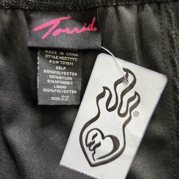 Torrid Black Hilo Pickup Strapless Formal Dress Plus Size 22 New Bubble Dress - Picture 9 of 10